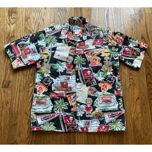 Reyn Spooner Tampa Bay Buccaneers Hawaiian Shirt Mens Size Medium NFL Cotton